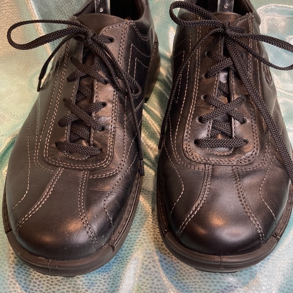 Ecco light shock point az 43‎ US10 black leather dress casual arch support comfy